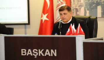 Başkan Tugay’dan maaş ve ikramiye ile ilgili iddialara yanıt: Söylenenlerin çok altında problem yaşıyoruz