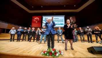<strong>Soyer: İzmir felaketleri gönüllülükle aştı</strong>
