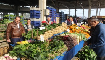 Manisalı başkandan 'Alışverişinizi pazar yerlerinden yapın' çağrısı