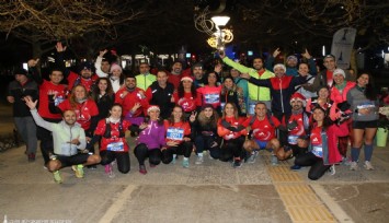 İzmir en uzun gecede koştu