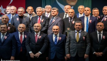 TÜRFAD’dan Başkan Soyer'e onur ödülü