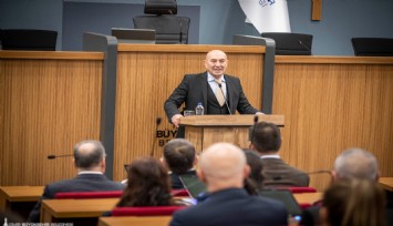 “İzmir Türkiye’nin gelecekteki umududur”