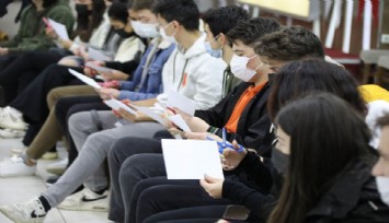 Bayraklı Belediyesi “genç fikirlerin” önünü açtı