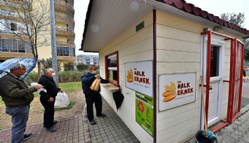 İzmir'de 'Halk Ekmek' yüzleri güldürdü