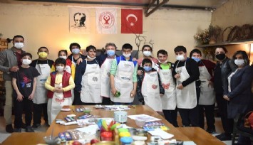 Bornova’da özel çocuklara özel atölye