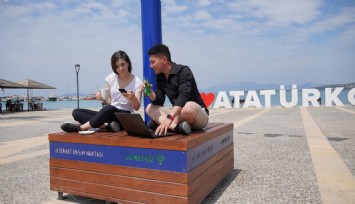 Çeşme’de ücretsiz Wi-fi dönemi