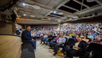 İzgören hayranları yine salona sığmadı