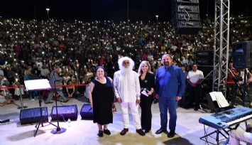 Çiğli Belediyesi 30. yılını coşkuyla kutladı