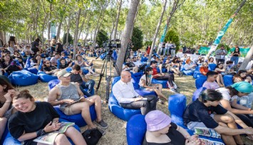 İzmirli gençler salonları doldurdu