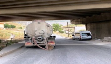 Şantiye atıklarının kanal hatlarına dökülmesi olayına Başkan Soyer el koydu: Çevre düşmanlarına göz açtırmayın