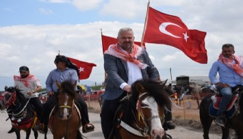 Menemen Rahvan At Yarışlarıyla şenlendi