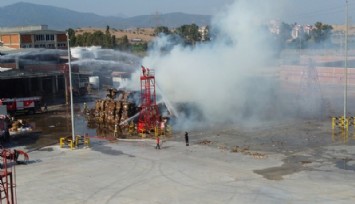 Kağıt fabrikasında korkutan yangın  