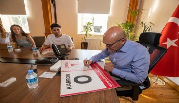 Başkan Soyer’den İklim Krizi Acil Durum Belgesi’ne imzalı destek