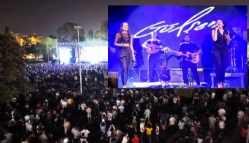 Binlerce İzmirli Gülşen’in şarkılarını söyledi