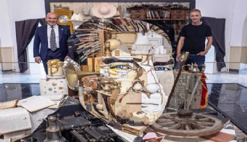 Atatürk Anamorfozu İzmir’de ziyaretçilerle buluştu