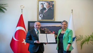 Başkan Soyer, zehirsiz kent İzmir için imza attı