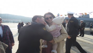 TCG BURGAZADA Gemisi İzmir Foça’da törenle karşılandı