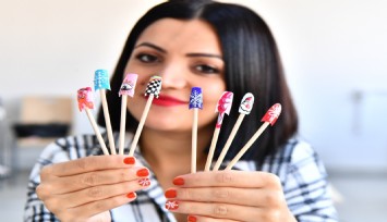 Meslek Fabrikası’nın protez tırnak ve tırnak sanatı kursu ile meslek sahibi oldular