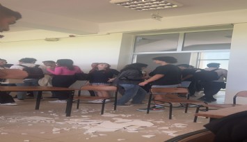 Ege Üniversitesi yemekhanesinde tavandan kopan parçalar öğrencilerin üzerine düştü