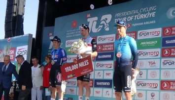 58. Cumhurbaşkanlığı Türkiye Bisiklet Turu’nun Selçuk-Manisa-İzmir etabını Jay Vine kazandı