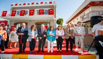 “Olgun Gençlik Merkezi” Selvi Kılıçdaroğlu’nun katılımıyla açıldı