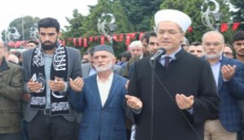 Filistin’de hayatını kaybedenler için İzmir’de gıyabi cenaze namazı kılındı