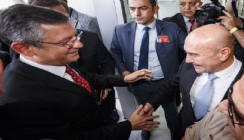 Başkan Soyer, Genel Başkan Özel’i havaalanında karşıladı