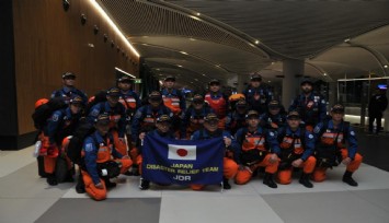 Japon arama kurtarma ekibi Türkiye’ye geldi