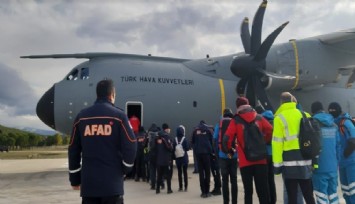 İzmir Valiliği, deprem bölgelerine 2 bin 331 personel gönderildiğini açıkladı