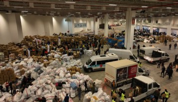 İzmir’den deprem bölgesine destek çığ gibi büyüyor