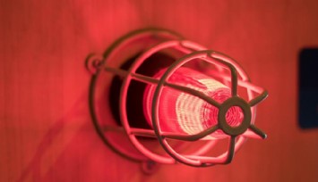 Deprem bölgesinde OHAL ilan edildi