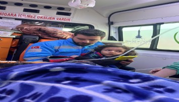 Eşrefpaşa Hastanesi doktorları Antakya’da yaralılara şifa oluyor