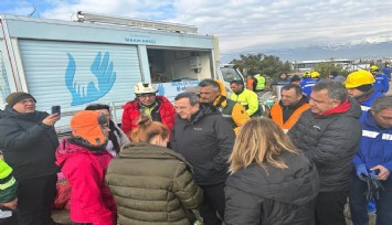 Başkan Batur deprem bölgesinde