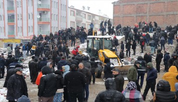 Depremin ardından 31 isme gözaltı kararı