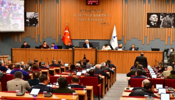 İzmir Büyükşehir Belediyesi’nden deprem bölgesindeki çiftçilere yem desteği