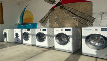 Çeşme’de depremzedelere Çamaşırhane hizmeti