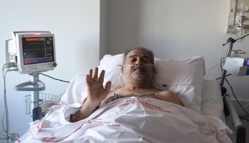 Enkaz altında idrarını içerek 183 saat hayatta kalmış