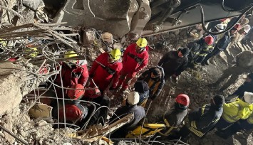 Kardeşine mesaj atarak 102’nci saatte kurtuldu