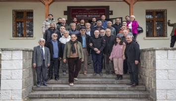 <strong>Başkan Soyer yıkılmayan köy enstitüsünü örnek gösterdi: Demir yok, çimento yok ama akıl var</strong>
