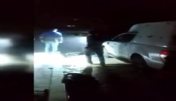 İzmir polisi depreme sokakta yakalandı