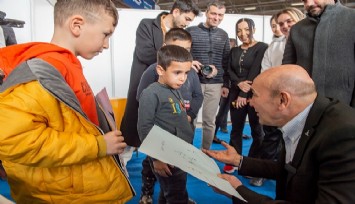 <strong>Başkan Soyer'den Fuar İzmir'e gönüllü çağrısı</strong>