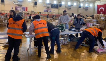 Çiğli Belediyesi Depremzedelerin Ev Ziyaretine Başladı