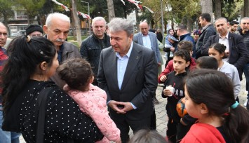 Başkan İduğ, depremzede aileler ile buluştu