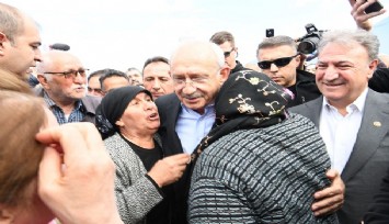 <strong>Kılıçdaroğlu Başkan İduğ ile Bornova Belediyesi'nin çadır kentinde</strong>