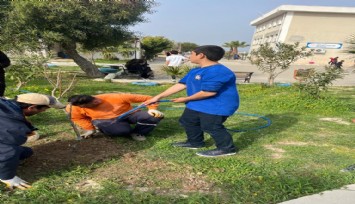 Çeşme’de okul bahçeleri meyve bahçesine dönüşüyor