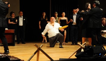 Karşıyaka, 'Bir Ulusun Doğuşu'na tanıklık etti