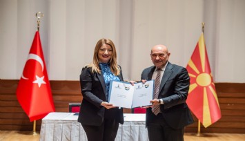 İzmir ile Üsküp kardeş kent oldu