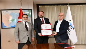 Çiğli Belediyesi’nin Hizmet Kalitesi Tescillendi