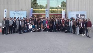 İzmir Gençlik Belediyesi yaşama geçti