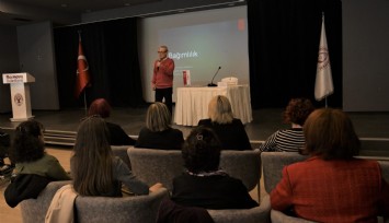 Bornova Belediyesi madde bağımlılığı ile ilgili bilinçli toplum oluşturuyor